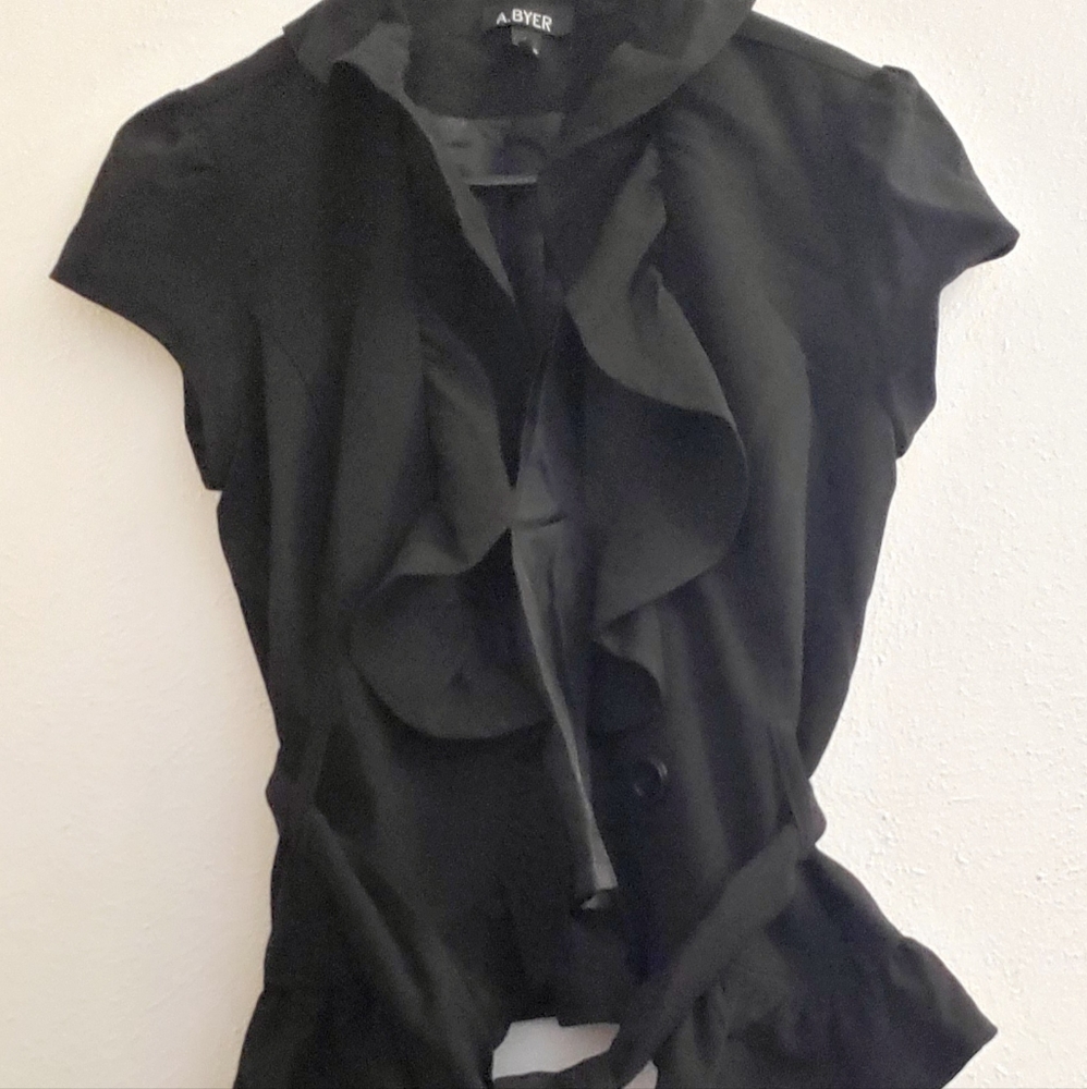 A. Byer Black Short Sleeve Jacket w/Ruffles & Belt